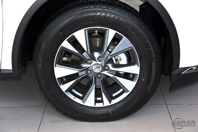 2015款 2.5L XE 两驱精英版