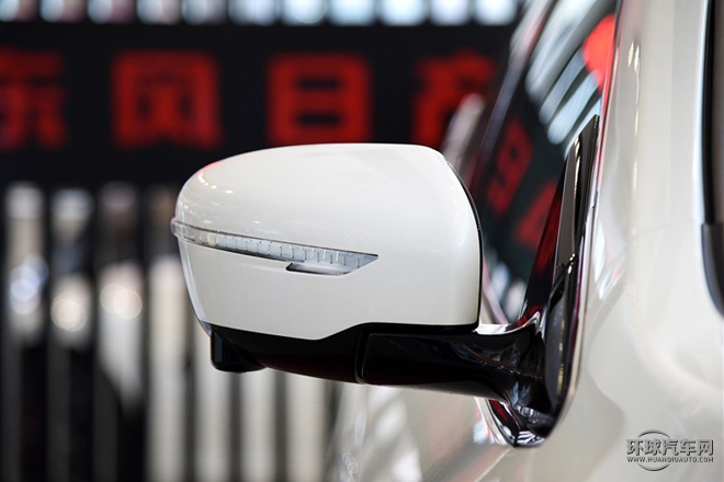 2015款 2.5L XV RES Plus 两驱豪雅版