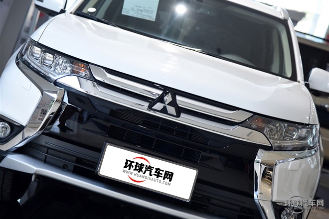 2016款 2.4L 四驱精英版 5座