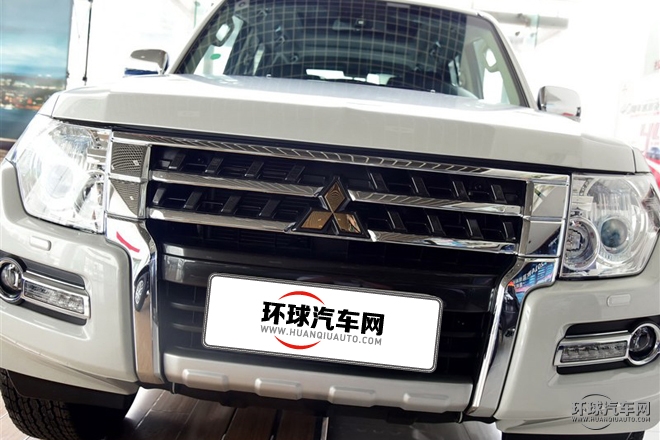 2016款 3.0L 自动尊贵版 国V