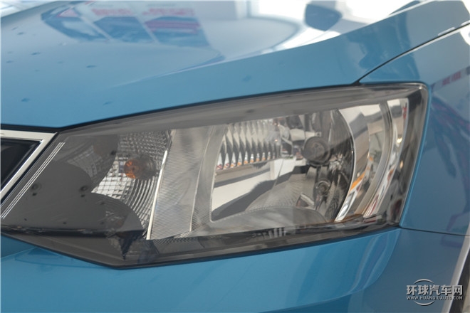 2015款 1.6L 手动运动版
