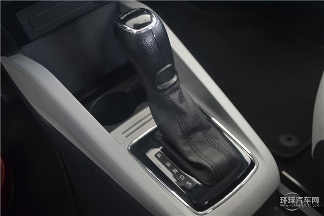 2015款 1.4L 手动前行版