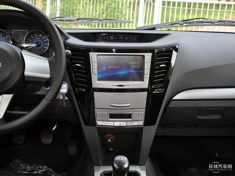 威虎TUV 2015款 2.5T柴油四驱豪华型