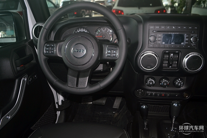 2015款 3.6L 四门舒享版 Rubicon