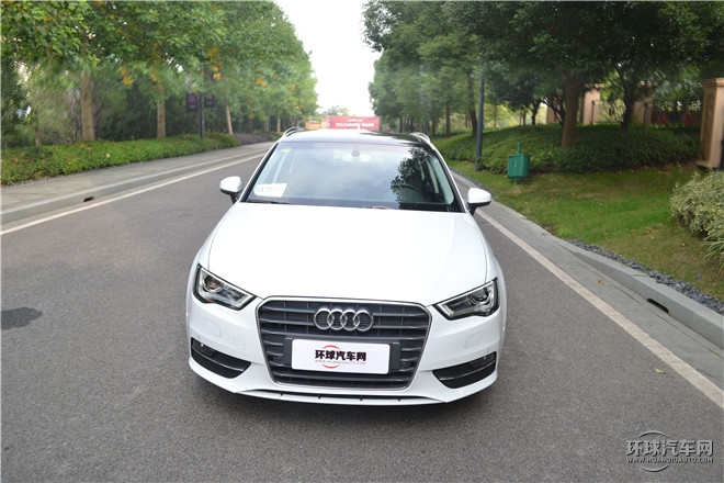 2015款 Limousine 40 TFSI 自动舒适型