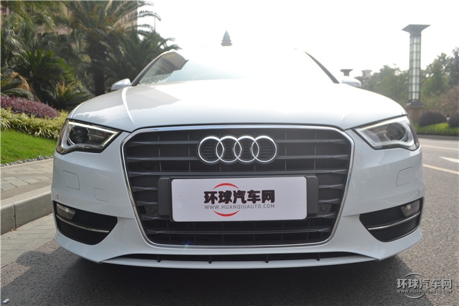 2015款 Limousine 40 TFSI 自动舒适型