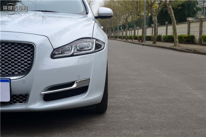 2016款 XJL 3.0 SC 四驱旗舰商务版
