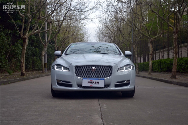 2016款 XJL 3.0 SC 四驱旗舰商务版