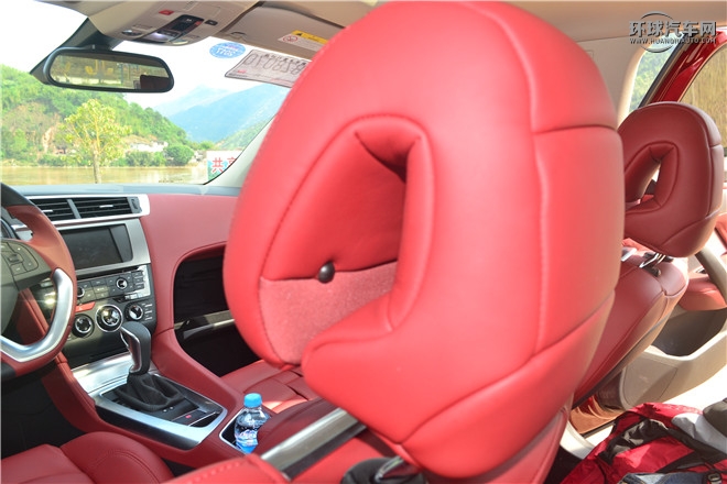 2016款 1.8T 自动尊享版THP200