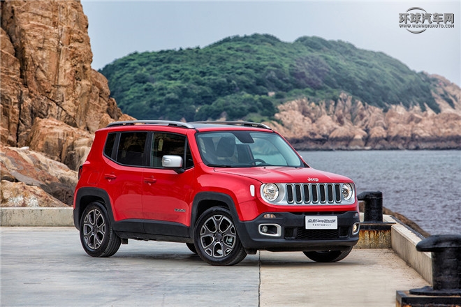 Jeep自由侠官方图片