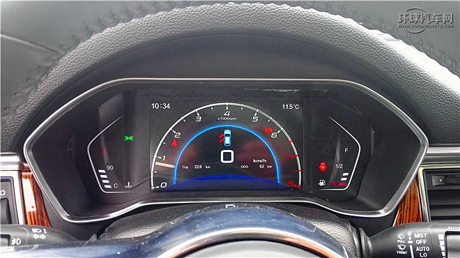 2017款 2.0T 手动极致之光版
