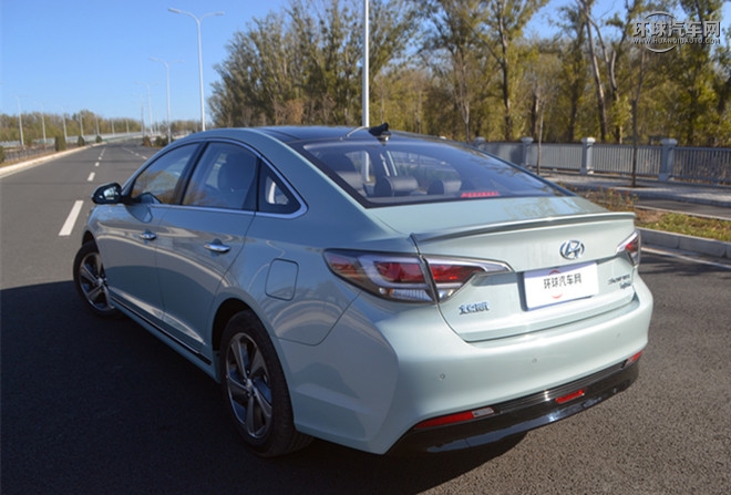 2016款 2.0L hybrid HS领先型