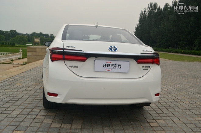 2016款 双擎 1.8L CVT豪华版