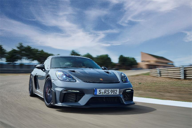 718 Cayman GT4 RS领衔多车齐发，保时捷呈现史上最大规模的全球首秀