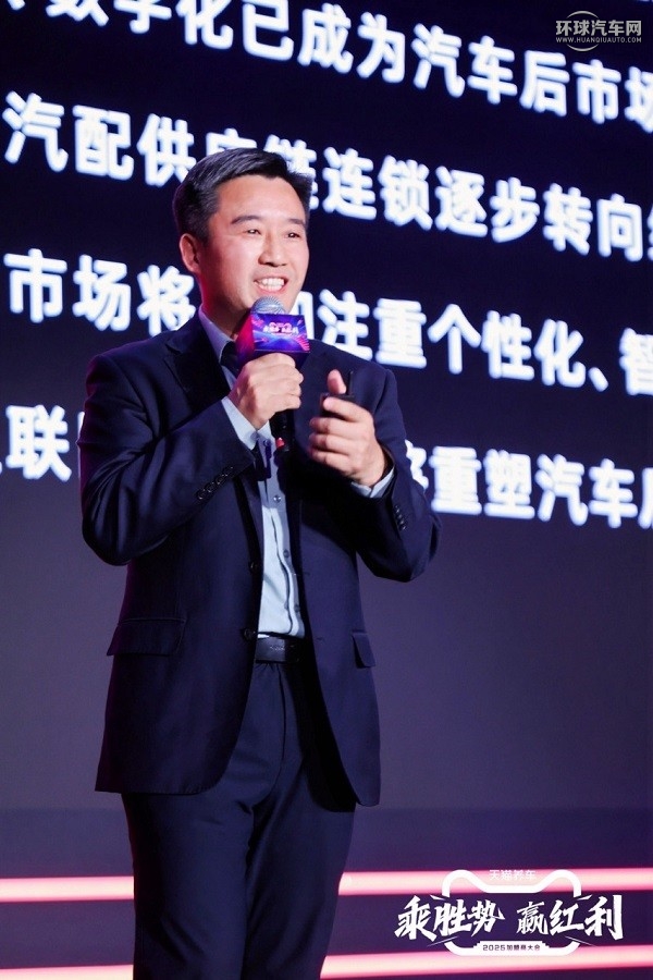 许英明.jpg