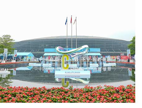 数智引领 共建智能体时代：超聚变亮相第八届数字中国建设峰会